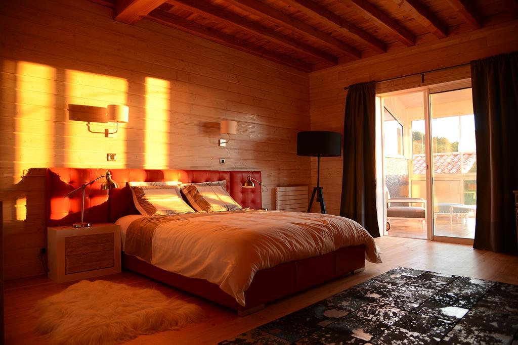 Longes Domaine Du Mont Monnet - Chambre D'Hotes & Gite المظهر الخارجي الصورة