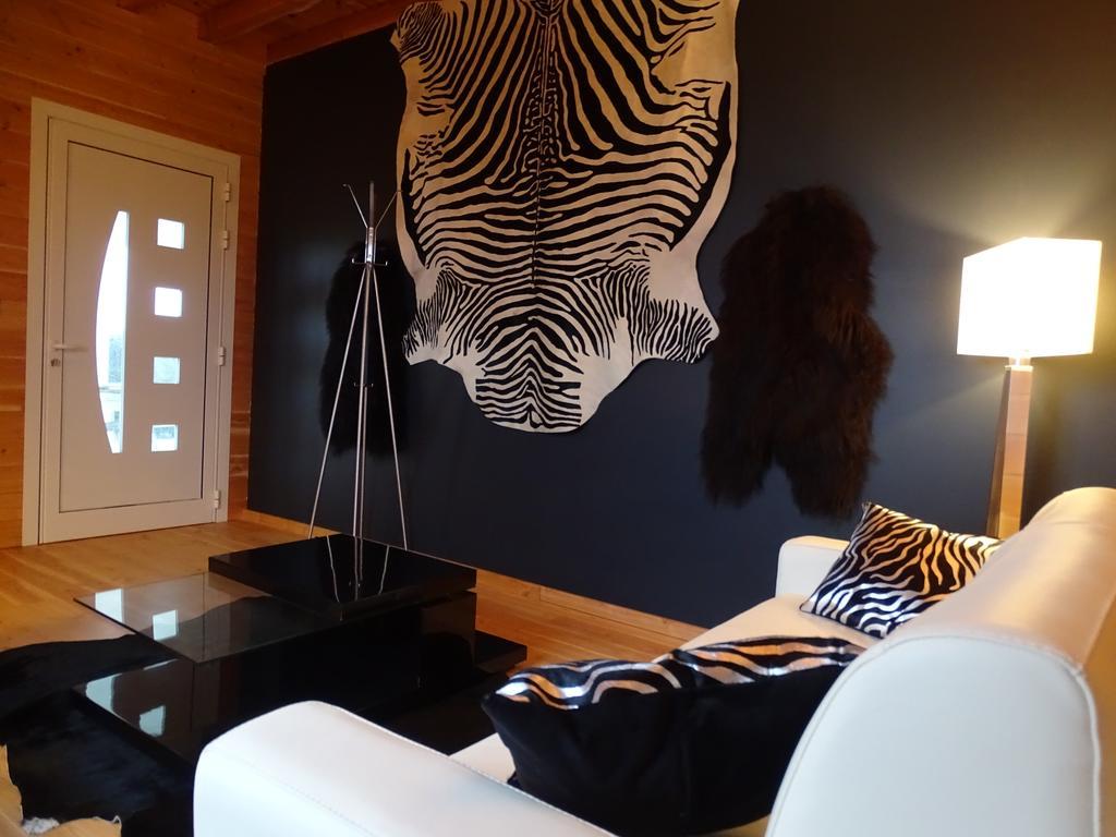 Longes Domaine Du Mont Monnet - Chambre D'Hotes & Gite المظهر الخارجي الصورة